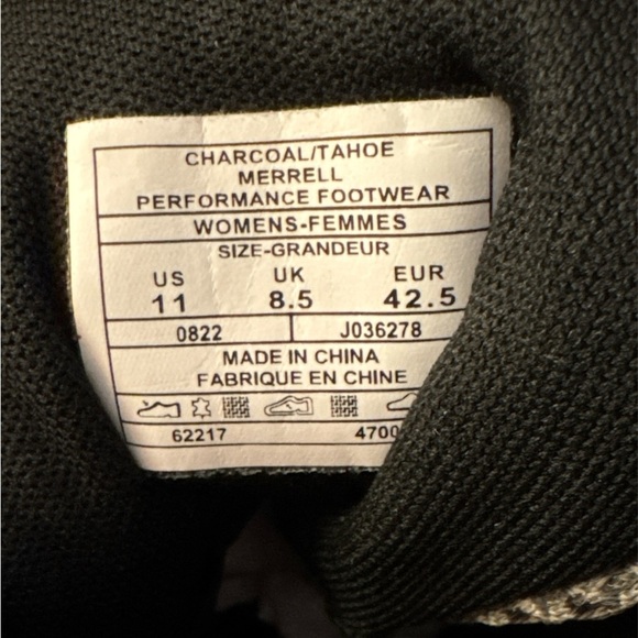 Merrell Women's hiking shoes in Gray and Blue - Picture 6 of 6